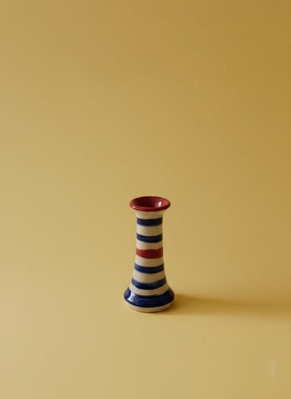 Small candleholder with stripes